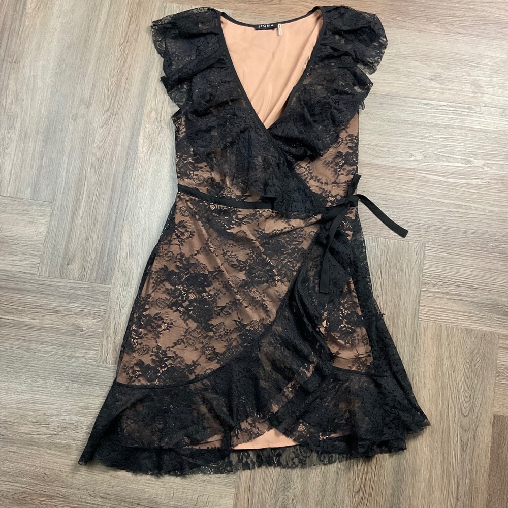 Storia Floral Lace Ruffle Wrap Dress Womens Small Black Nude Coquette Victorian